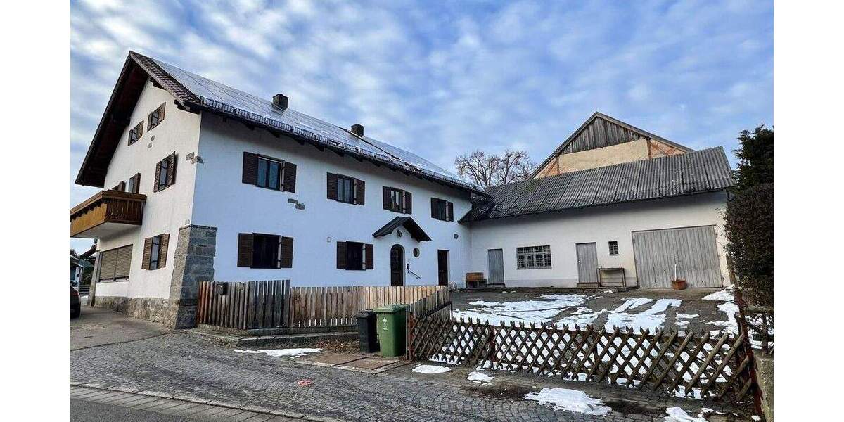 Einfamilienhaus mit Einliegerwohnung und Ausbaureserve 7 zimmer