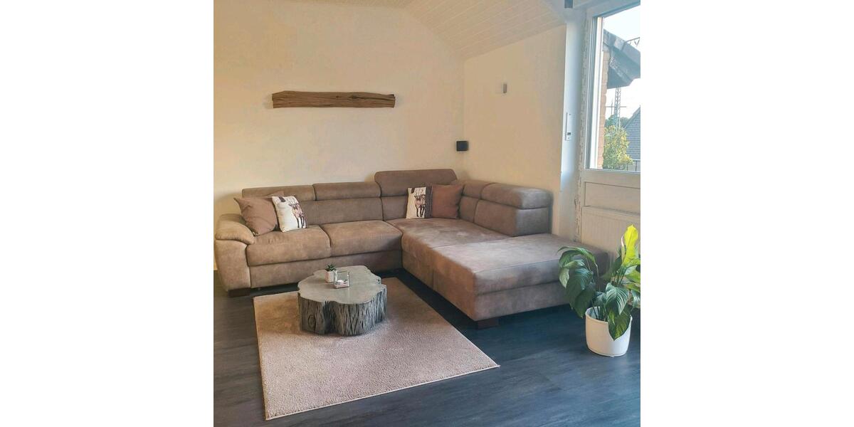 Dachgeschoßwohnung Emmerich am Rhein - 2 Zimmer, 60 m&sup2;, 159.000&euro; | Angebot:26677851
