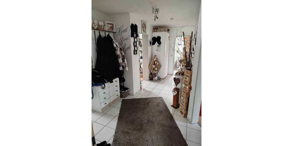 Dachgeschoßwohnung Weißenhorn - 4 Zimmer, 78 m&sup2;, 680&euro; | Angebot:25431663