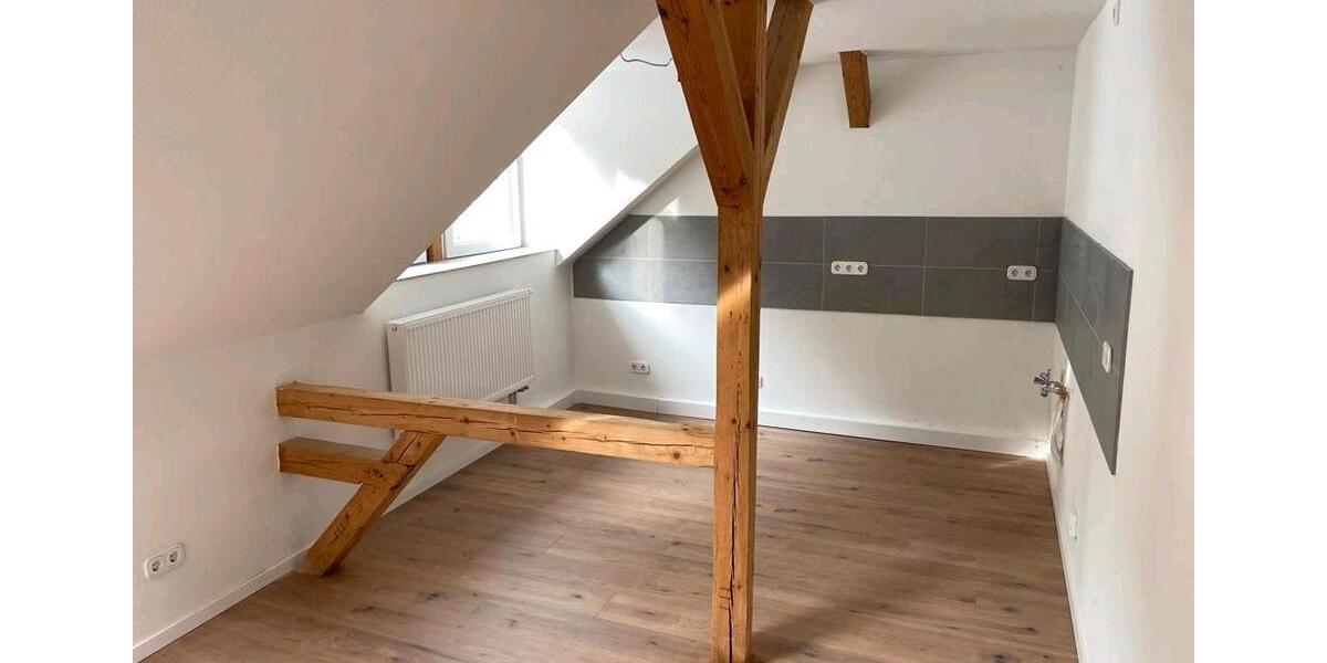 Dachgeschoßwohnung Klipphausen - 2 Zimmer, 65 m&sup2;, 650&euro; | Angebot:25937734