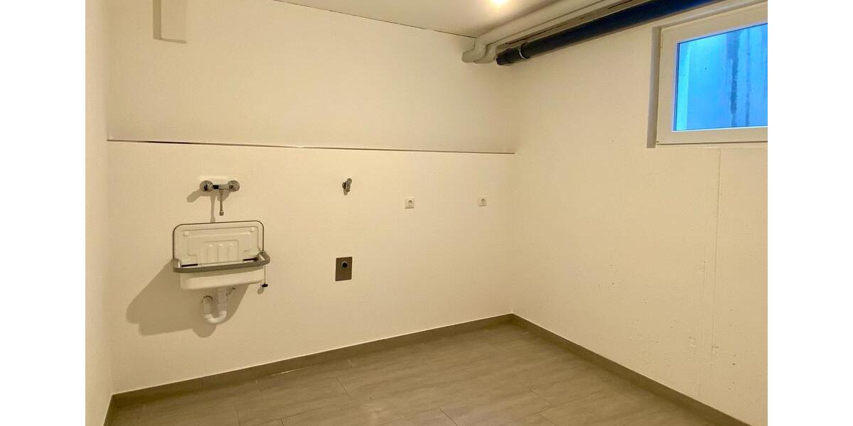 Einfamilienhaus Gilching - 4 Zimmer, 165 m&sup2;, 2.950&euro; | Angebot:24715177