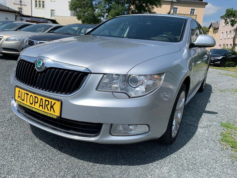 Skoda Superb 181.600 km 5.790 € Heidenau 01809