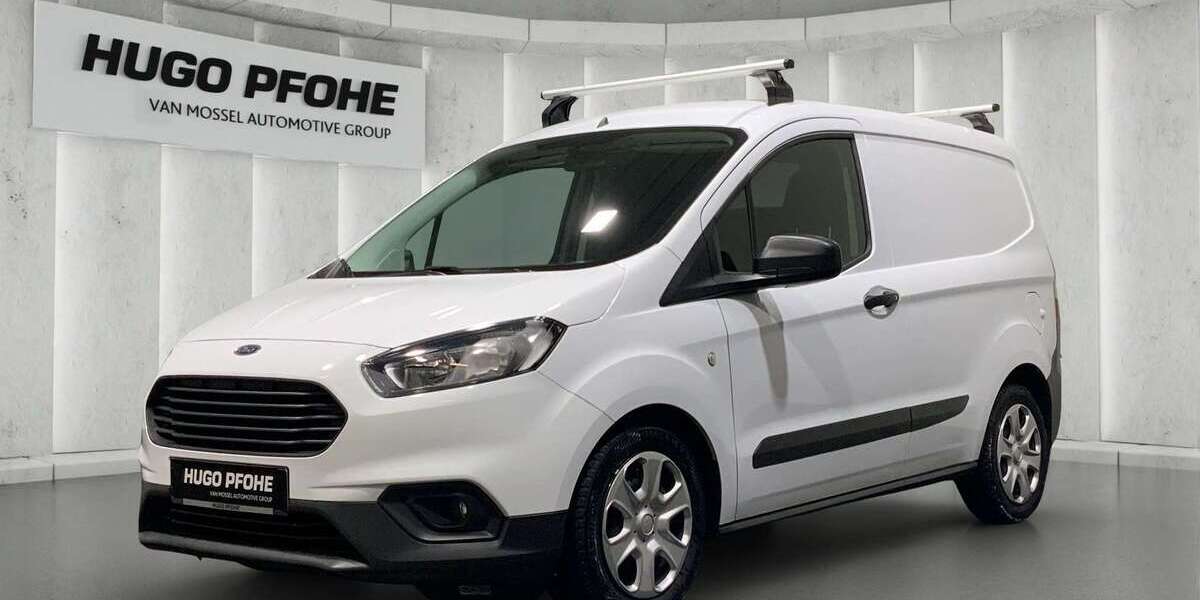 Ford Transit Courier 50.583 km 12.450 &euro; Hamburg 22335