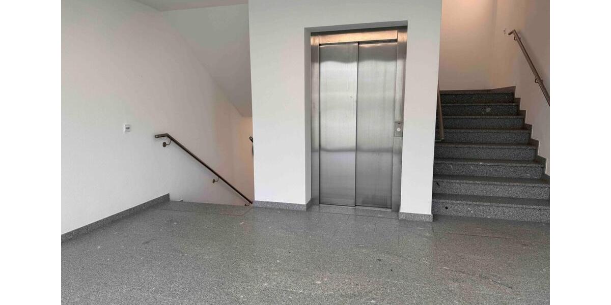 Einfamilienhaus Mitterteich - 4 Zimmer, 136 m&sup2;, 1.360&euro; | Angebot:24840843