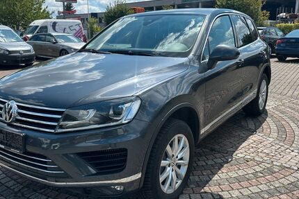 VW Touareg 277.500 km 12.900 € Wörth am Main 63939