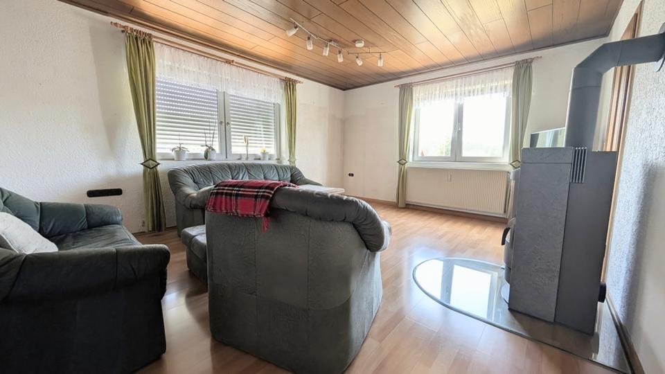 Einfamilienhaus Pottenstein - 5 Zimmer, 130 m&sup2;, 1.200&euro; | Angebot:26143961