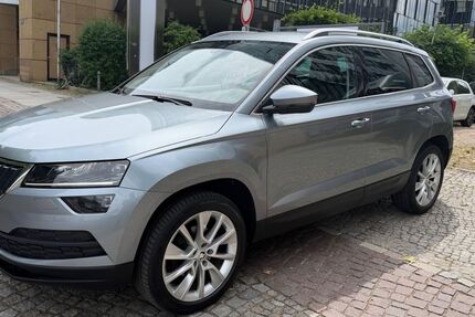 Skoda Karoq 272.694 km 11.199 &euro; Berlin 10553