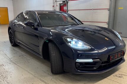 Porsche Panamera 16.170 km 89.900 € Limburg 65556