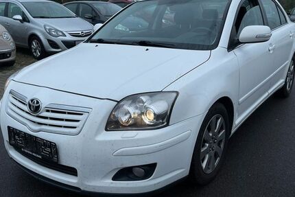 Toyota Avensis 194.000 km 3.600 &euro; Wildau 15745