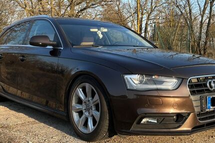 Audi A4 200.000 km 9.500 &euro; Eisenhüttenstadt 15890