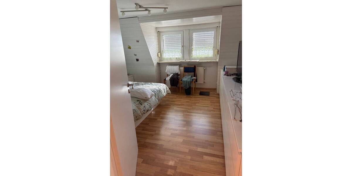Etagenwohnung Rückersdorf - 5 Zimmer, 110 m&sup2;, 850&euro; | Angebot:26797356