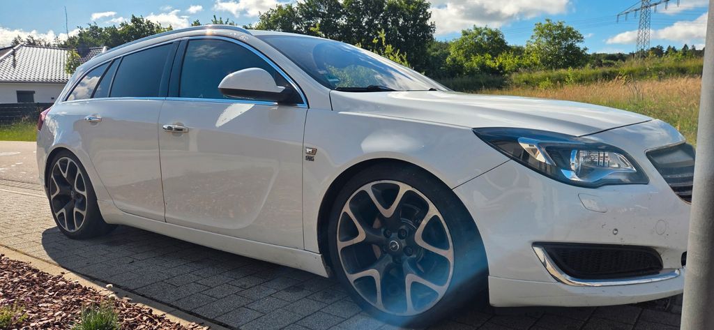Opel Insignia 240.000 km 6.800 &euro; Speicher 54662