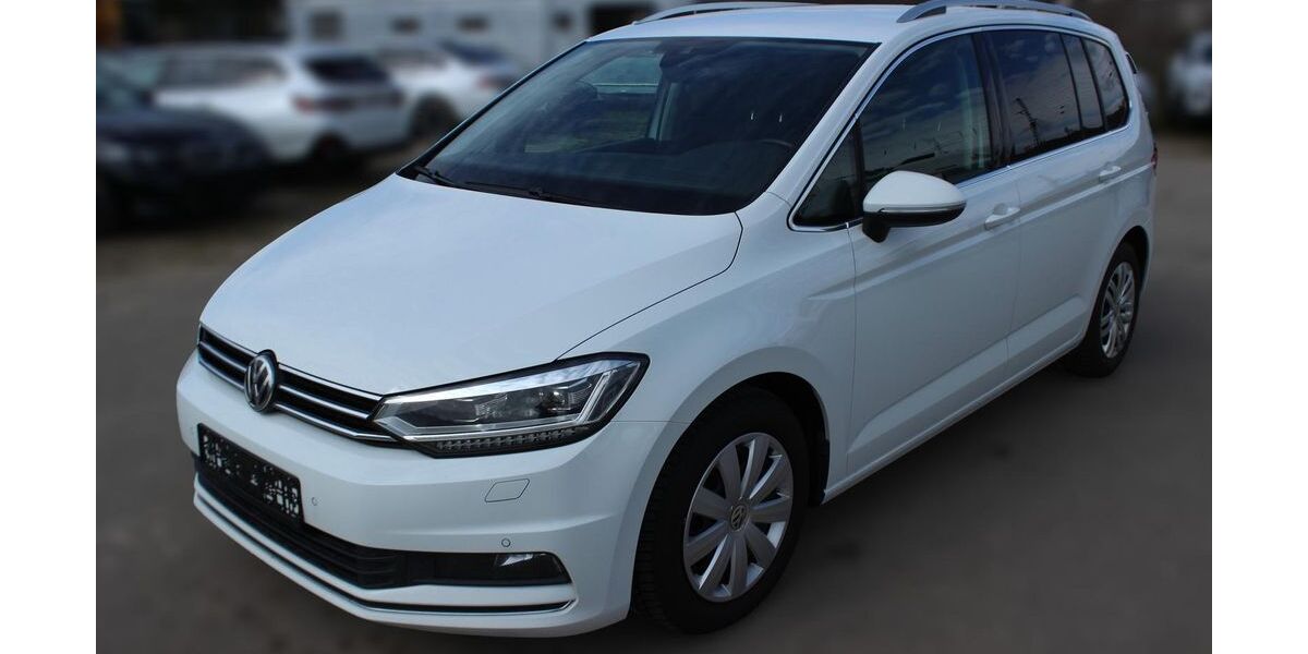 VW Touran 158.500 km 16.900 &euro; Neusäß 86356