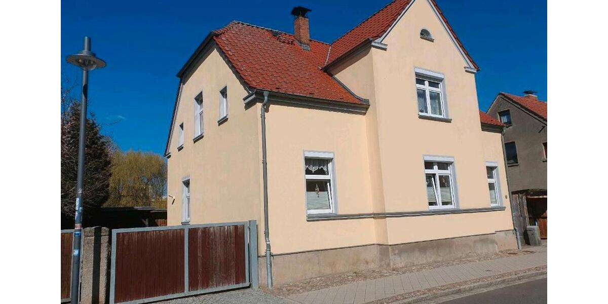 Dachgeschoßwohnung Stavenhagen - 3 Zimmer, 68 m&sup2;, 500&euro; | Angebot:26260800