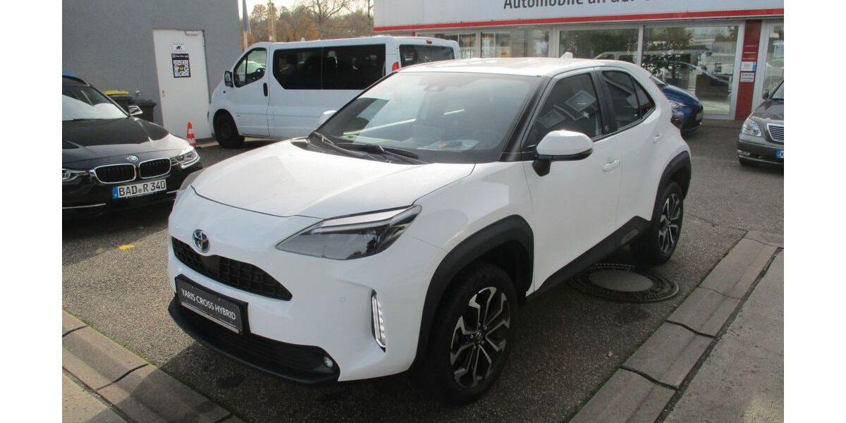 Toyota Yaris Cross 21.000 km 27.490 € Baden-Baden 76532