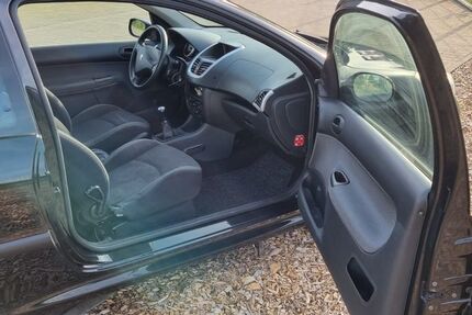 Peugeot 206 190.445 km 1.400 &euro; Viersen 41747