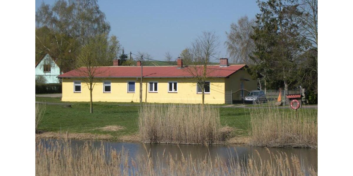 Erdgeschoßwohnung Laage - 4 Zimmer, 88 m&sup2;, 500&euro; | Angebot:25299156