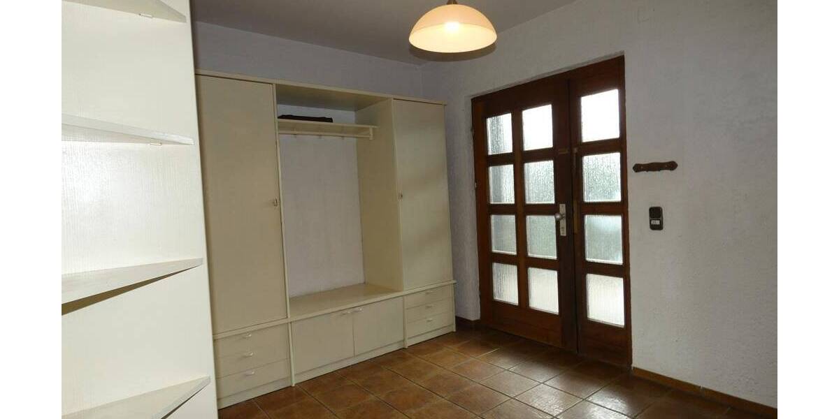 Einfamilienhaus Auerbach - 9 Zimmer, 264 m&sup2;, 599.000&euro; | Angebot:26276316