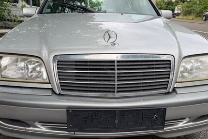 Mercedes-Benz C 250 245.000 km 3.500 &euro; Mannheim 68309
