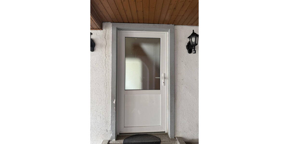 Einfamilienhaus Friedberg Ockstadt - 8 Zimmer, 195 m&sup2;, 2.490&euro; | Angebot:26358860