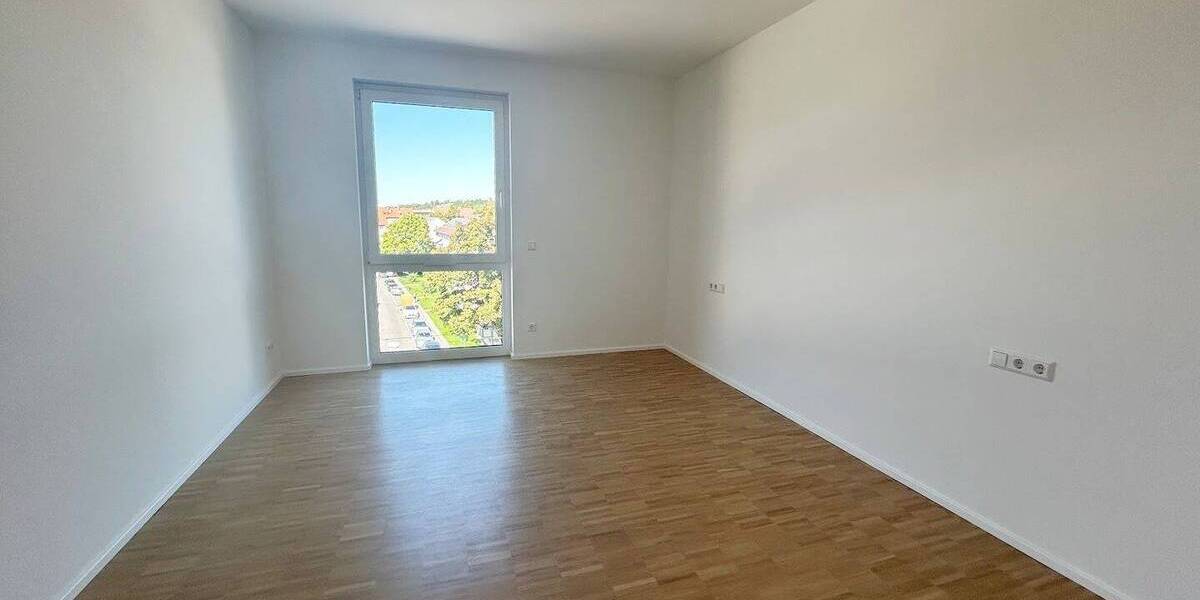 Etagenwohnung Stuttgart Untertürkheim - 3 Zimmer, 108 m&sup2;, 1.990&euro; | Angebot:24027699