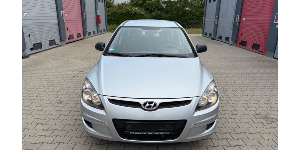Hyundai i30 138.400 km 1.299 &euro; Gross Gerau 64521