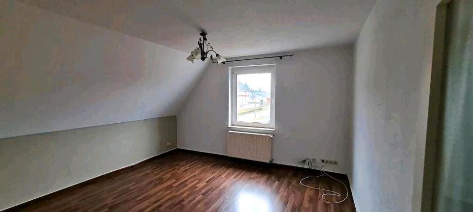 Dachgeschoßwohnung Müllrose - 3 Zimmer, 64 m&sup2;, 800&euro; | Angebot:26195059