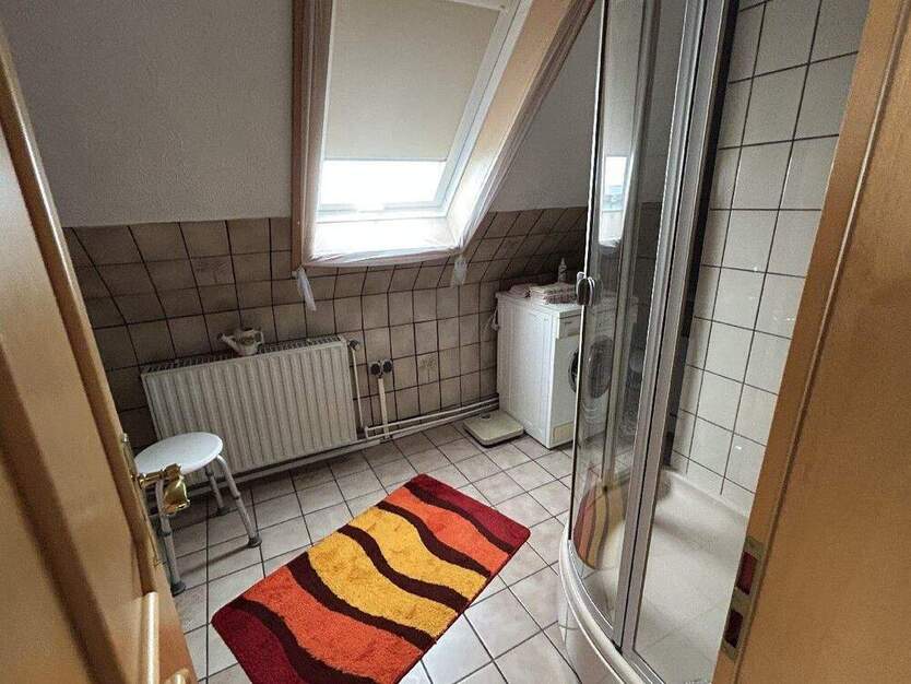 RUHE, NATUR UND WEITBLICK FAMILIENHAUS MIT GARAGE, TERRASSEN UND WEITERE LAND- UND GRÜNFLÄCHE 5 zimmer