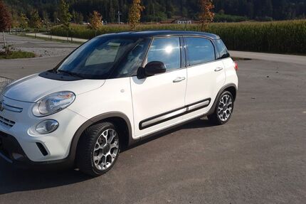 Fiat 500L Trekking 78.000 km 8.199 &euro; Ascha 94347