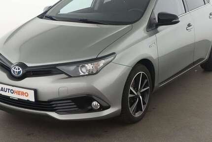 Toyota Auris 82.881 km 14.490 € Stuttgart 70195