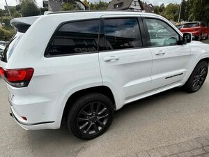 Jeep Grand Cherokee 3.0 CRD S 62.712 km 32.995 &euro; Battenberg 35088
