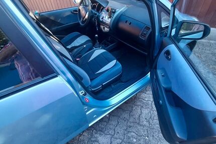 Honda Jazz 173.000 km 2.650 &euro; Vogt 88267