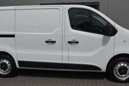 Opel Vivaro 61.000 km 16.900 &euro; Cuxhaven 27472