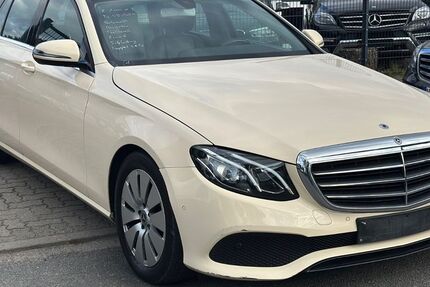 Mercedes-Benz E 200 429.000 km 7.900 € Stapelfeld bei Hamburg 22145