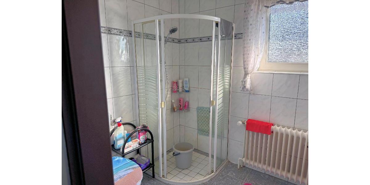 Schönes, großes Wohnhaus in Osteel (SG Brookmerland - Störtebekerland) (Mindestgebot: 239.000 EUR) - Einfamilienhaus Osteel | Angebot:27184294