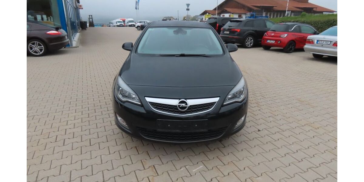 Opel Astra 159.000 km 3.990 &euro; Neukirchen v. W. 94154