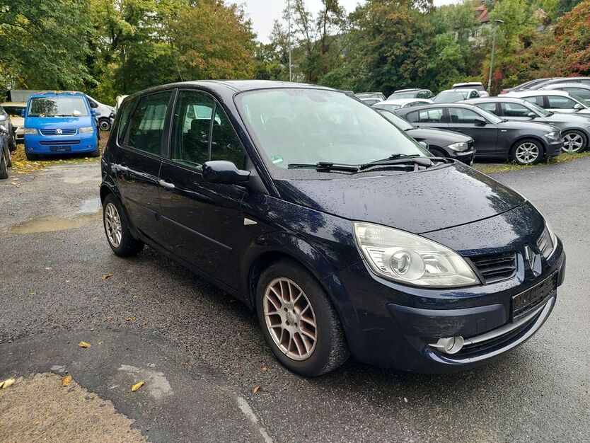 Renault Scenic 193.000 km 1.890 € Würzburg 97082