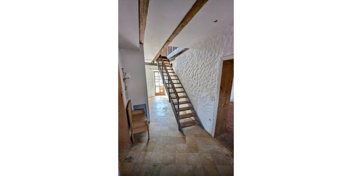 Einfamilienhaus Roding - 6 Zimmer, 180 m&sup2;, 350.000&euro; | Angebot:26083291