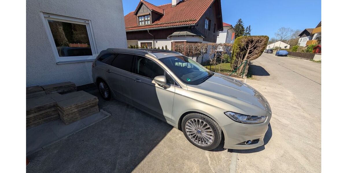 Ford Mondeo 183.000 km 12.900 &euro; Olching 82140