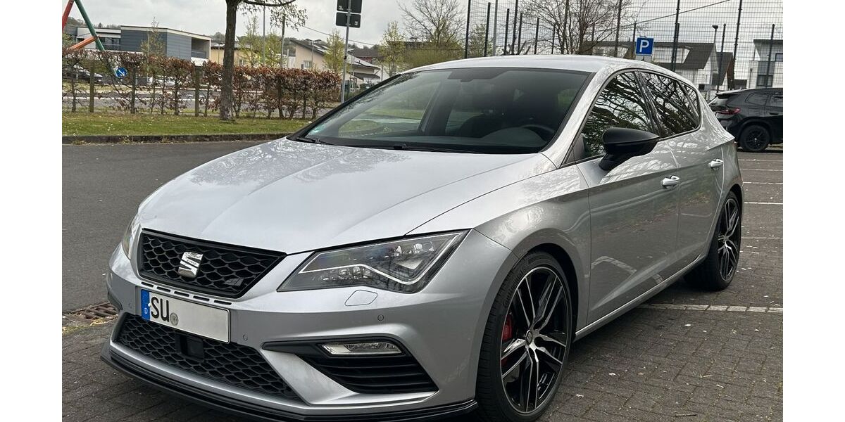 Seat Leon 99.999 km 21.900 &euro; Hennef 53773