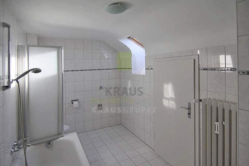 2,5-Zimmer-Wohnung im DG an ruhige Einzelperson zu vermieten - ideal für Pendler! 2 zimmer