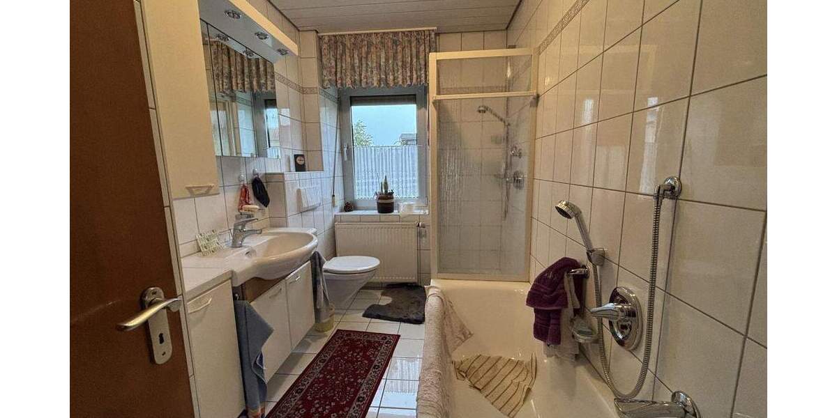 Einfamilienhaus Oberviechtach - 7 Zimmer, 190 m&sup2;, 197.000&euro; | Angebot:25210834