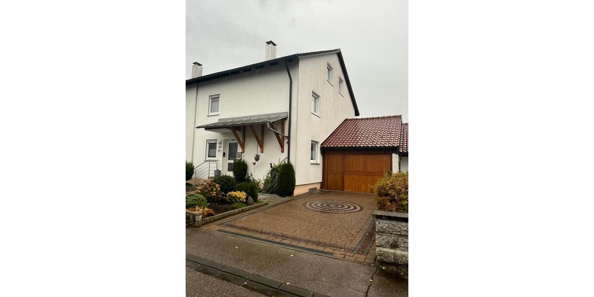 Doppelhaushälfte Marktoberdorf - 6 Zimmer, 170 m&sup2;, 590.000&euro; | Angebot:25974657