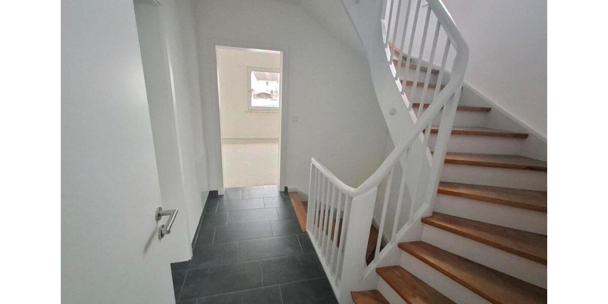 Reihenhaus Ingolstadt Nordost - 4 Zimmer, 112 m&sup2;, 1.700&euro; | Angebot:24706300