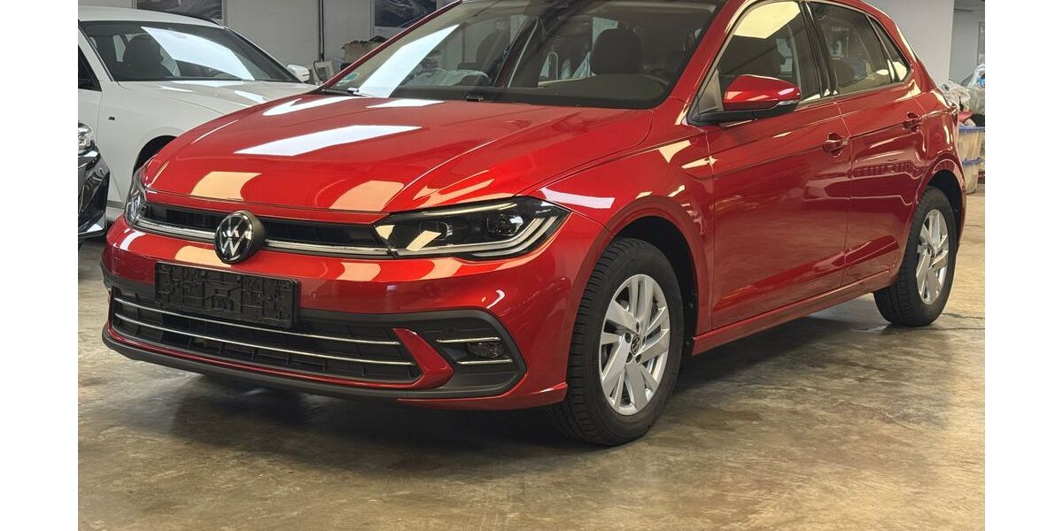 VW Polo 16.966 km 18.750 &euro; Gröbenzell 82194