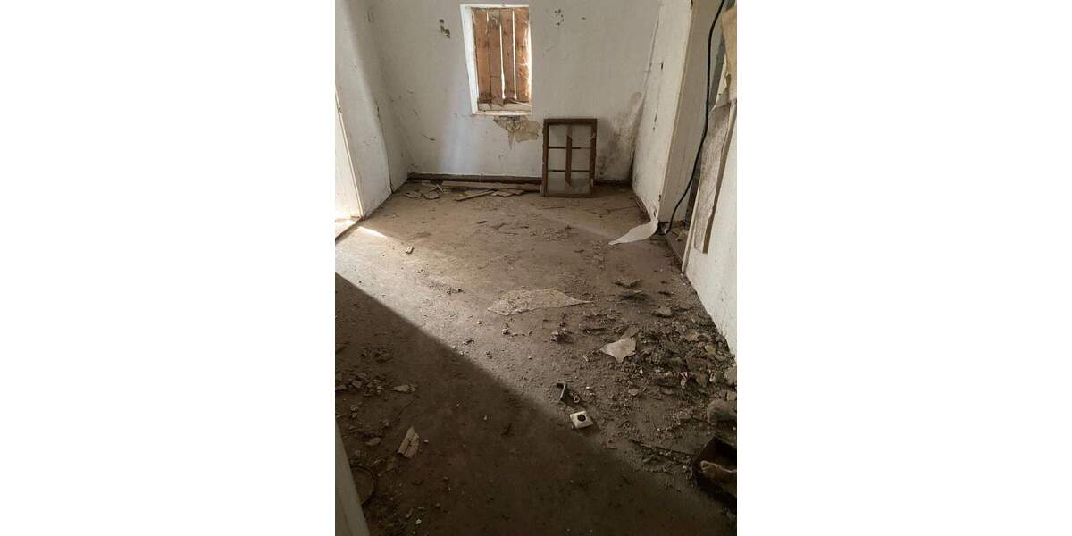 Mehrfamilienhaus, Wohnhaus Kaiserpfalz Wendelstein - 2 Zimmer, 400 m&sup2;, 150.000&euro; | Angebot:26878663
