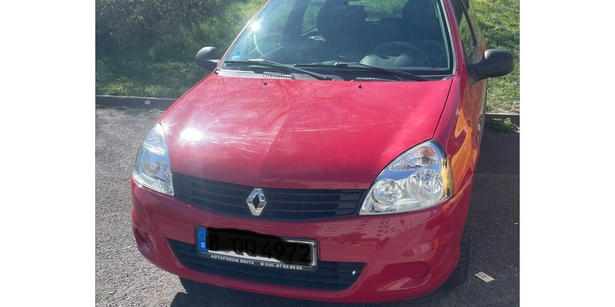 Renault Clio 79.500 km 2.200 &euro; Berlin 12459