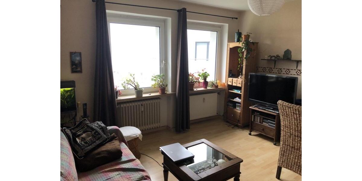 Etagenwohnung Preetz - 3 Zimmer, 61 m&sup2;, 590&euro; | Angebot:25323588