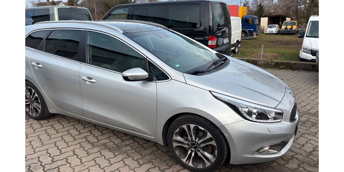Kia ceed Sportswagon 199.840 km 5.990 &euro; Pulling bei Freising 85354
