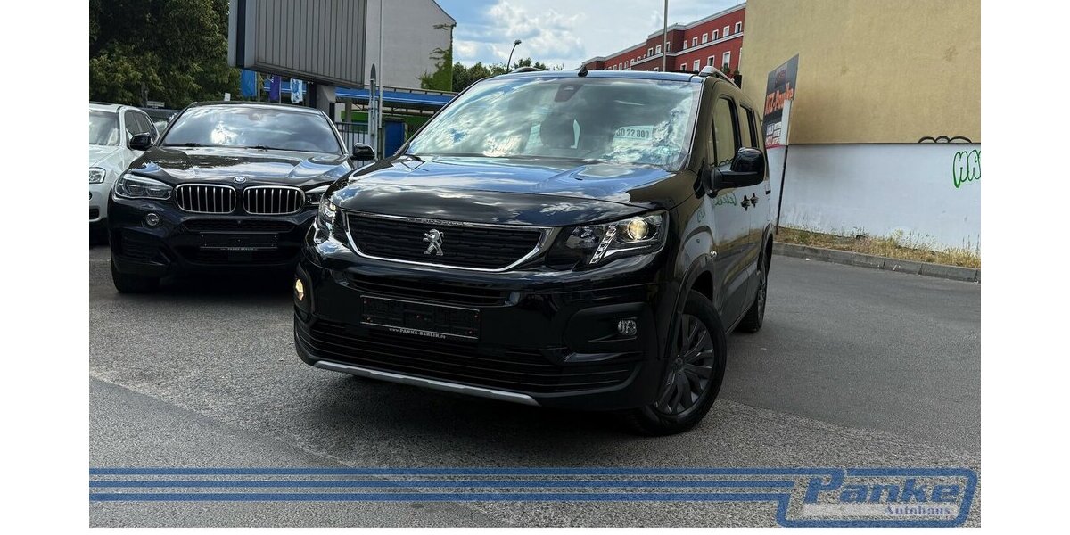 Peugeot Rifter Allure L1 EAT8 *Pano*TotW*PDC*Carpl*5Sitz 114.618 km 14.990 &euro; Berlin 13187